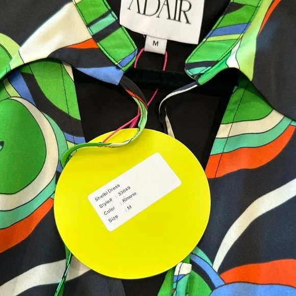 NWT Alden Adair Shelbi Dress Kimono with bubble sleeves size Medium.